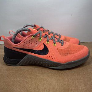 Nike Metcon 1 Women Size 10 Crossfit Cross Training Shoes Hyper Orange